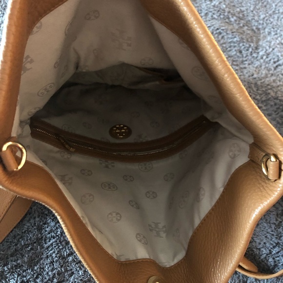 Tory Burch Crossbody - Picture 3 of 3